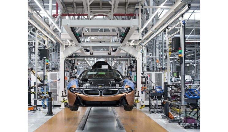BMW-i8-Roadster-production-at-Leipzig-plant-3