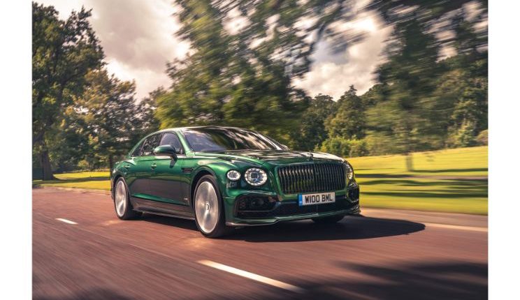 Bentley-Flying-Spur-Action