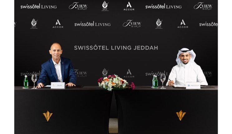 L to R – Mark Willis, CEO of Accor Middle East and Africa, Fahad Al-Alloush, CEO of Al Raya Real Estate