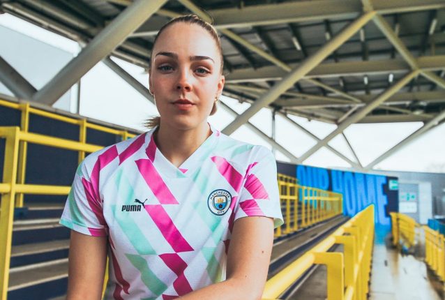 مانشستر سيتي يطلق مبادرة لتشجيع الفتيات على ممارسة رياضة كرة القدم